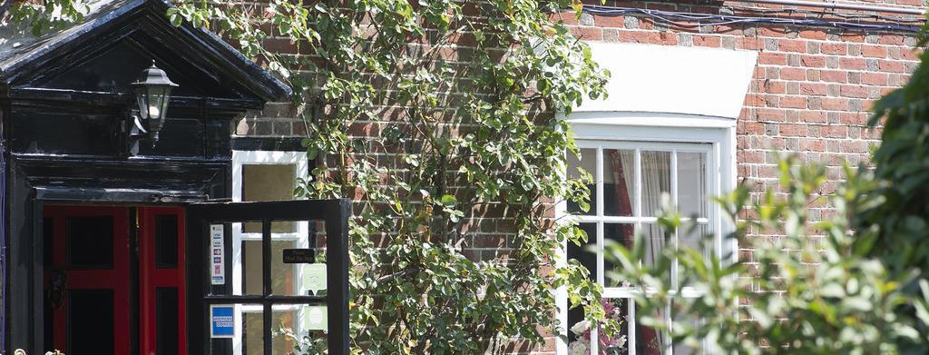 Newtown House Hotel サウス・ヘイリング エクステリア 写真